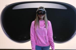 程式碼曝Vision Pro中國上市在即！蘋果恐用這招解套商標遭華為搶走