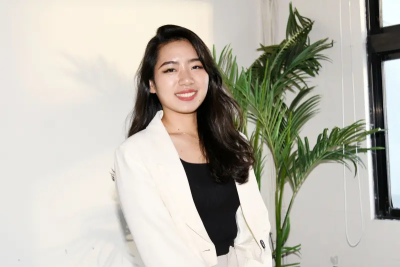 王義川爆電信監控　自家人也不挺！美女發言人酸：黃捷別亂護航啦