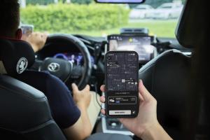 Uber聯手高鐵互利　TGo點數也能換叫車、外送抵用券