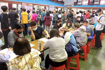 年後轉職潮湧現！4大行業急開缺　17萬筆工作機會募新兵