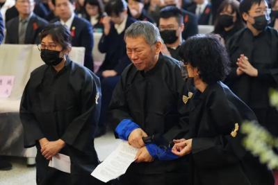 柯文哲奔父喪「已被司法禮遇」？藥師突破1盲點　狠酸：皇恩浩蕩