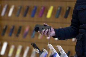蘋果超薄款 iPhone 17 保護殼流出！好像 Google Pixel 手機