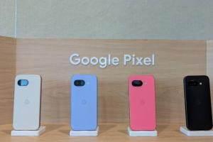 Google 最親民 AI 手機正式登場！全新 Pixel 9a 實機搶先直擊