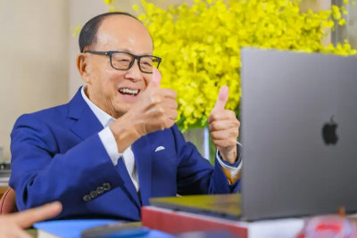 李嘉誠「賣港」勢在必得？傳6千多億獲利將分股東換取支持