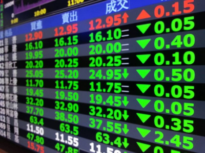台股狂瀉900點！還會再跌嗎？專家搬出「1數據」看好回復基本面