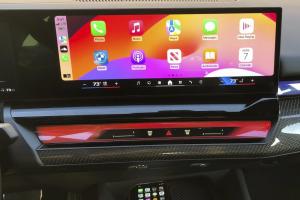iOS 18.4更新後CarPlay超悲劇！iPhone車主崩潰：狂斷線、Siri啞了
