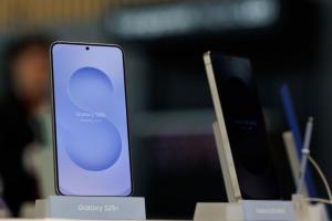 更新傳Bug！S25功能下放暫喊卡、三星官方回應曝光