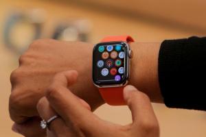 Apple Watch與AirPods大改款將搭鏡頭！蘋果上市時間曝光