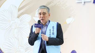 廖芳潔秀王文洋名片！曝千億總裁搭訕經歷：從下飛機聊到行李轉盤