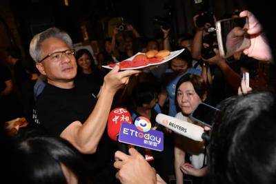 遲遲未露面！傳黃仁勳今日與張忠謀會面　前日與魏哲家談話引熱議