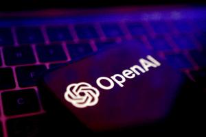 iPhone 設計大神聯手 OpenAI　首款 AI 裝置細節、用途曝光