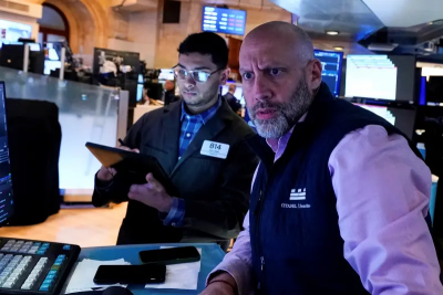 喫川普重拳歐股大跌！美股開盤慘摔　蘋果帶科技股暴跌