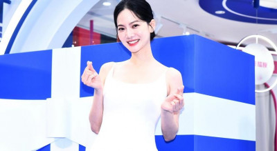 曾之喬升格當媽後首露面！一襲白色洋裝飄仙氣 纖瘦四肢完全不科學