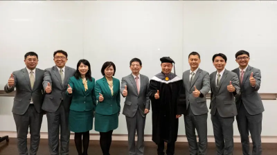 選擇一條不一樣的路！黃永仁創辦玉山金　獲頒台北大學名譽博士