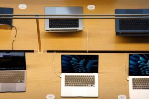 再見了Intel！macOS 26成末代更新、蘋果明年全面淘汰