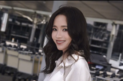 侯佩岑《浪姐6》出道挨轟媽寶！同團女星不演了「1舉動證實不合」