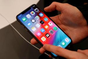 7年老iPhone還在撐！蘋果不再保修、這款舊iPad直接掰了