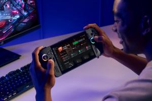 今年買得到！微軟 Xbox 電競掌機確定首波登台