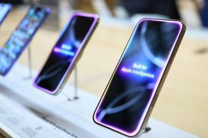 蘋果 iOS 26 暗示摺疊 iPhone 存在！這變化要 App 提前準備