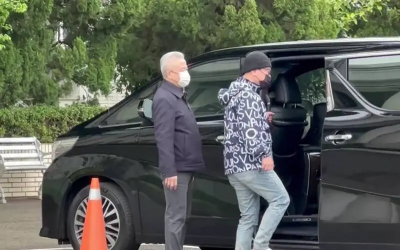 快訊／九州案博弈教父陳政谷點頭了！戴電子腳鐐當庭釋放