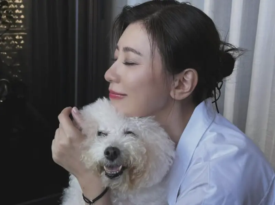 賈靜雯15歲愛犬miu miu過世！深夜「哭乾眼淚」：未來一定再相遇