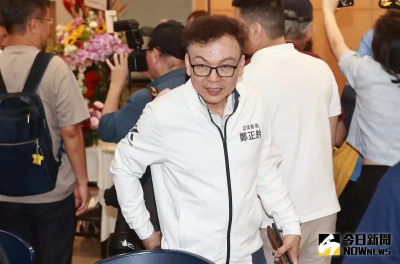 鄭正鈐慘了？遭罷團告發「收中資、洩機密」　高檢署已受理列被告