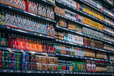 吼搭啦！非酒精飲料業產值年增3.9%　「3類」飲品佔營收一半