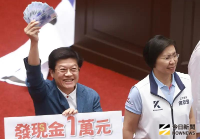 被羅明才手拿鈔票噁心到　作家：朋友決定要去投同意票了