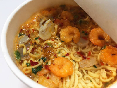 泡麵查獲含「環氧乙烷」 學者：一級致癌物