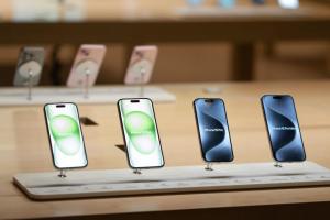 果粉等iPhone 17不出手！蘋果這款熱銷手機單月銷量暴跌47%