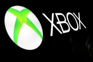 微軟 Xbox 轉型成功！不拚主機大戰反而賺更多　財報揭 2 大金雞母