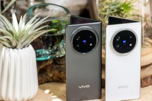 vivo X Fold5開紅盤！果粉跳槽佔兩成、三大電信優惠一次看