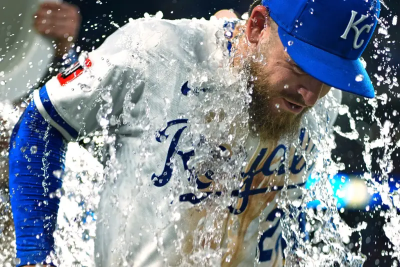MLB／美聯龍頭被狙擊！Isbel延長賽致勝一擊當英雄　皇家7：4藍鳥