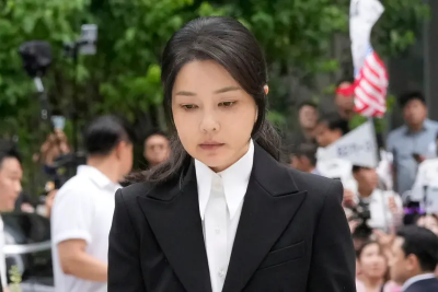 韓國史上首例！前第一夫人金建希以嫌疑人身份公開到案受訊