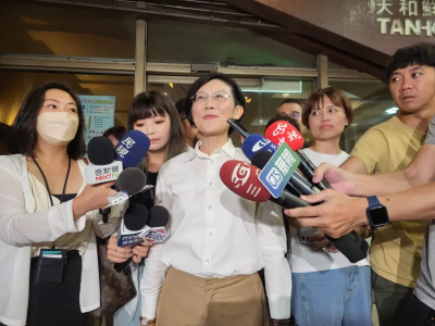 林岱樺遭爆與住持曖昧對話　沈富雄嘆空前政治危機：替她擔心