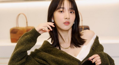 李沐大膽將錐形bra穿出叛逆學院風！「Miu Miu女孩風格」狂野又甜美