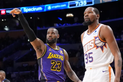 NBA名帥：詹姆斯攻擊能力不佳！杜蘭特進攻手段多1倍且有「美感」