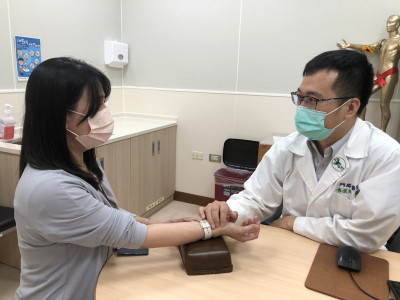 女性更年期中醫有一套 補腎疏肝改善症狀