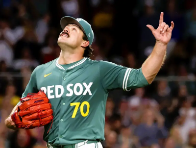 MLB／紅襪左投托爾橫空出世、火球連發　近200公分均速153公裏