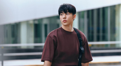 許光漢「二度就業」氣勢擋不住！躍升UNIQLO品牌大使帥照連發狂撒糖