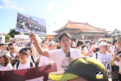 帶頭「走讀」警通知到案　黃國昌：昨下班前沒收到