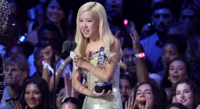 Rosé被寵成Tiffany小公主！近300萬全新珠寶加持成VMAs舞台最閃焦點