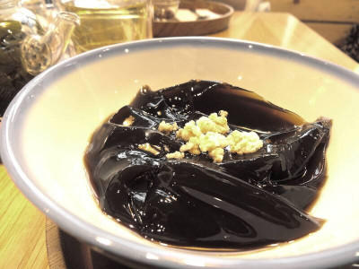 小便灼熱喝點「仙草茶」還能緩解牙痛