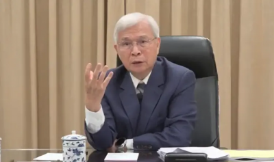 房市管控何時鬆綁？央行總裁楊金龍：年底總檢討後再決定