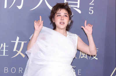 藍心湄笑曝邱澤、許瑋甯兒子好動！長相像爸也像媽　邱澤變更省話