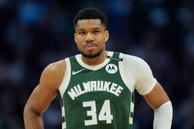 NBA分析／庫茲馬在公鹿地位危矣！美媒點名：4名球員可取代其地位