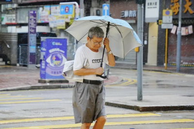 樺加沙襲港澳！香港掛8號風球、機場382航班取消　珠海撤高樓居民