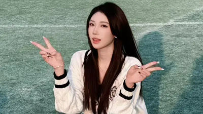 上車舞楓葉姐姐秒變鄰家少女！超美小清新私照曝　真實面貌引熱議