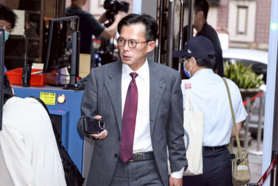 跟拍綠委疑雲！黃國昌「御用狗仔」竟是自家記者？中央社回應了