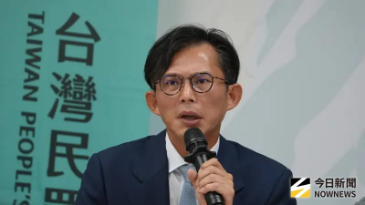王義川明赴北檢提告「狗仔案」　黃國昌嗆：又有蠢貨來送頭